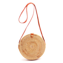 Round Straw Beach Bag for the Teenager